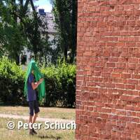 Die W&auml;nde vom Turm gilt es zu umgehen